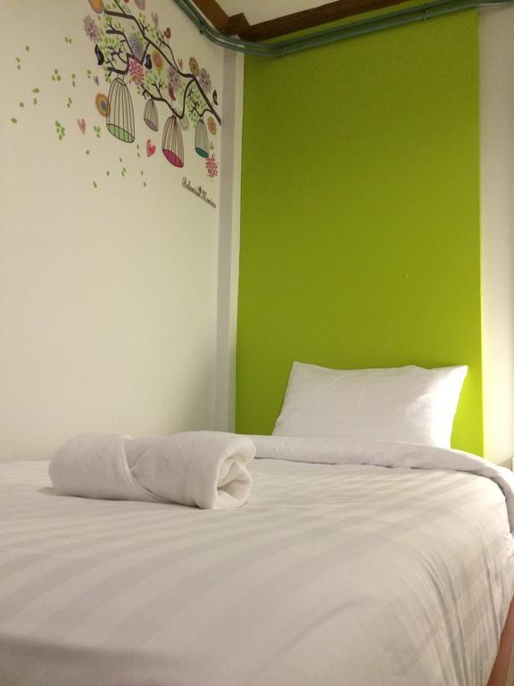 K2 Backpacker Hostel Khao Lak Phòng bức ảnh