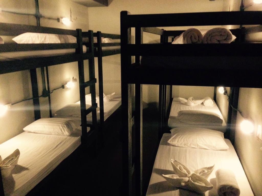 K2 Backpacker Hostel Khao Lak Phòng bức ảnh