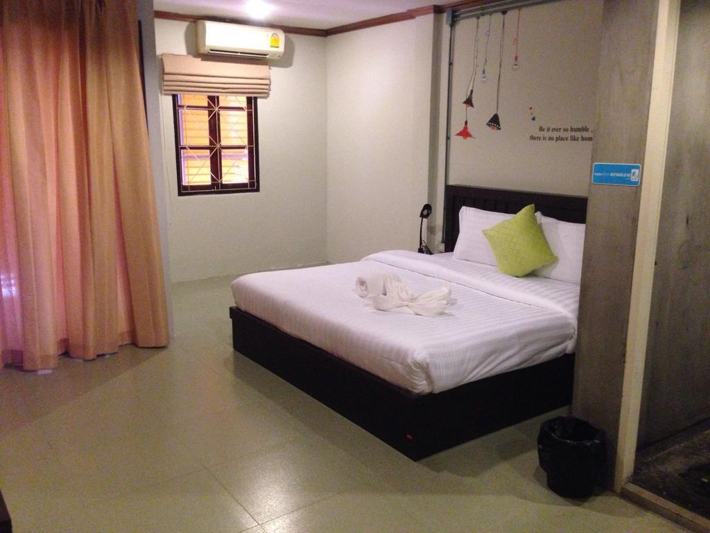 K2 Backpacker Hostel Khao Lak Phòng bức ảnh