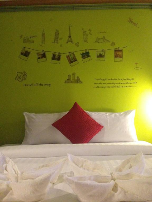 K2 Backpacker Hostel Khao Lak Phòng bức ảnh